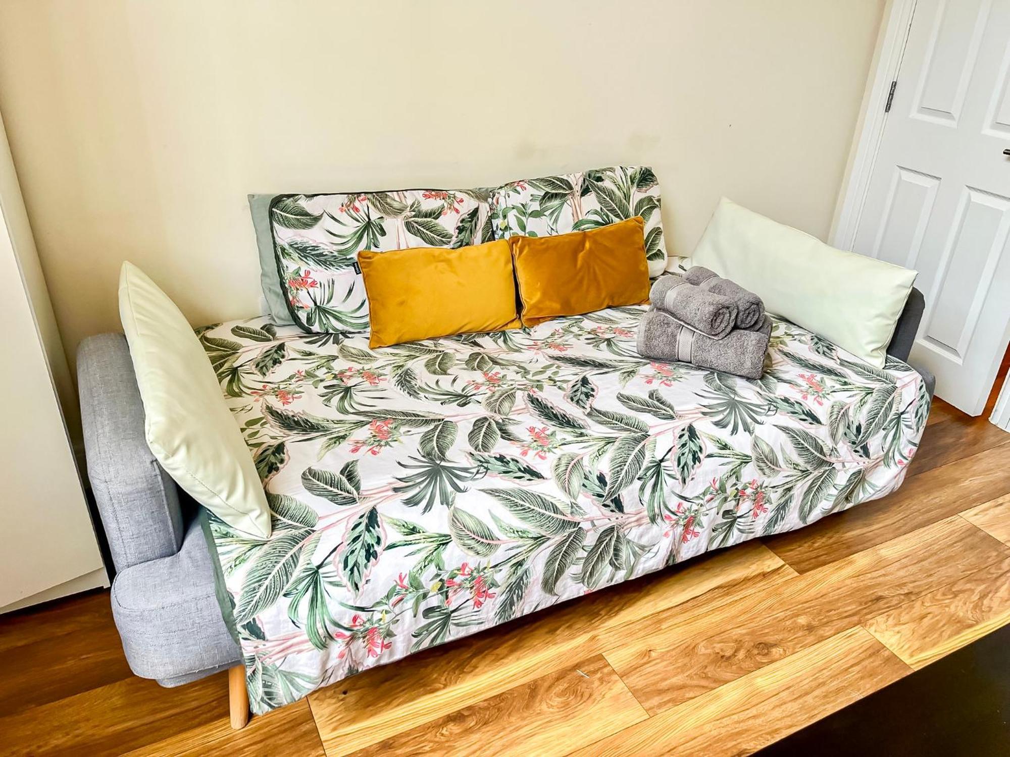 Charming 2-Bedroom Flat In Shepherd'S Bush, Near Hammersmith Londen Buitenkant foto